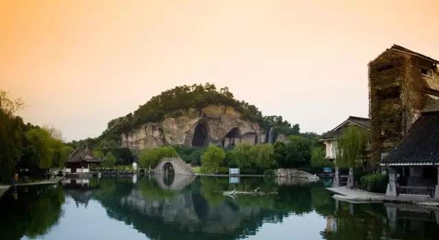 旅游运动鞋品牌有哪些_运动旅游_旅游运动鞋哪个牌子好