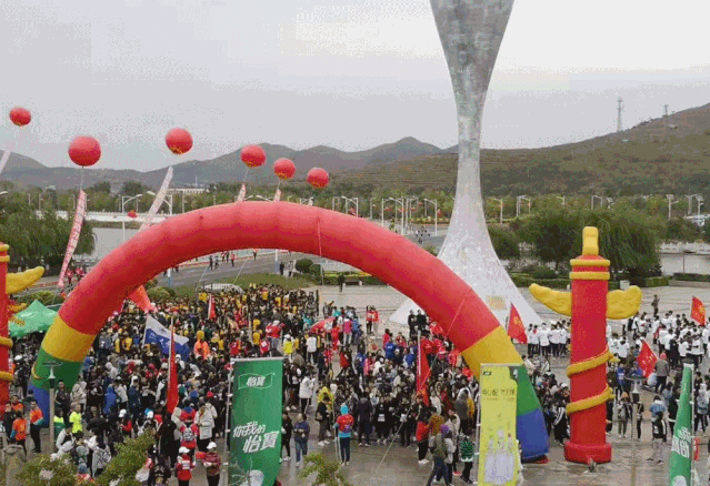 马拉松半程赛是多少公里_城市半程马拉松_马拉松半程时间限制