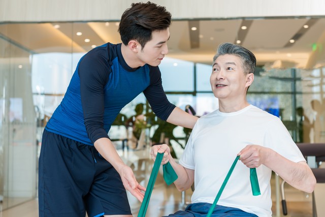 运动的英文_运动健身a5分钟塑身伸展运动_运动就